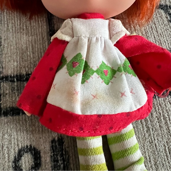 Strawberry shortcake vintage strawberry house figures and clothes set with figs - Picture 12 of 15
